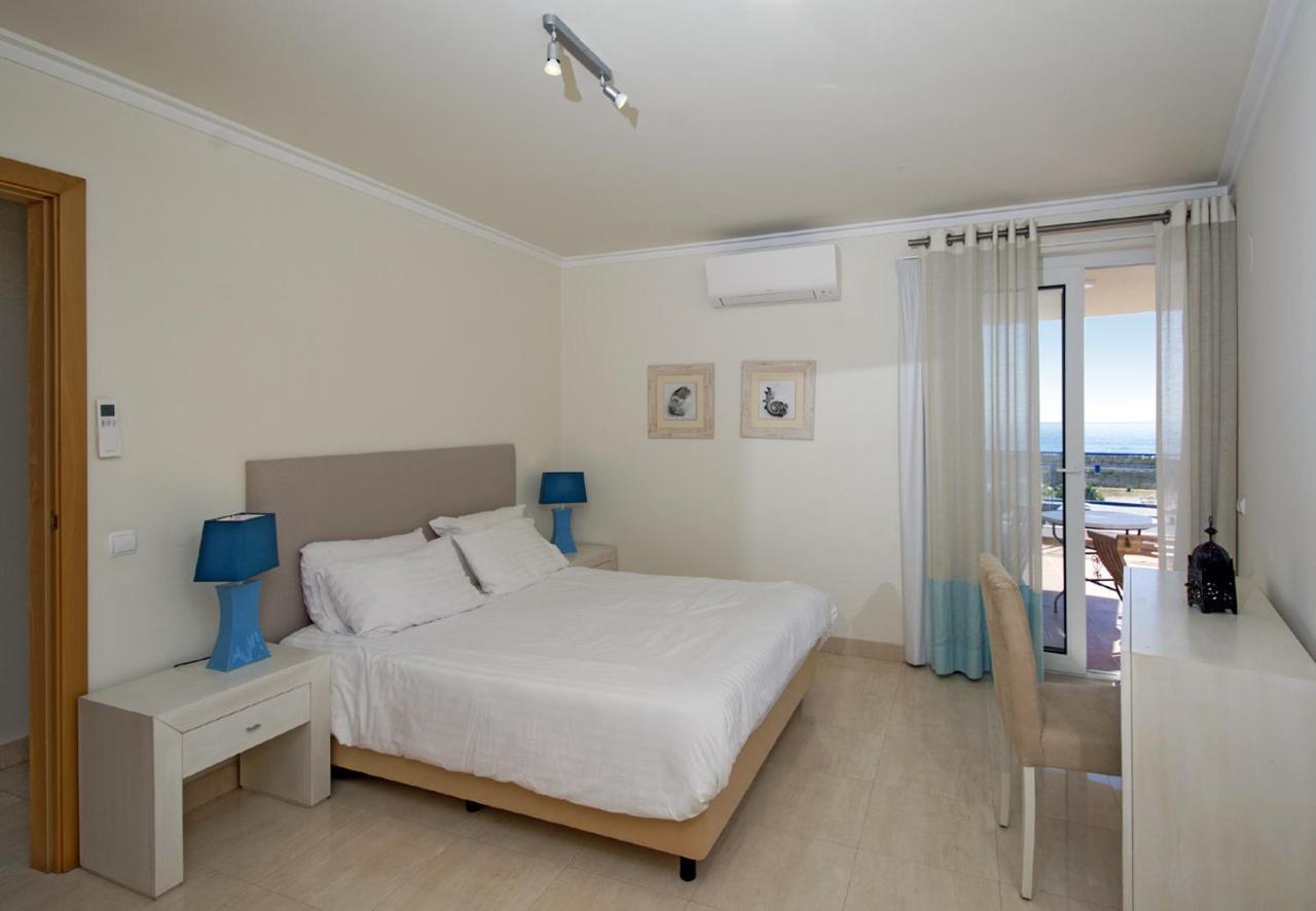 Apartment Lgs65t2, Luxuoso T2 Frente Praia, Em Lagos